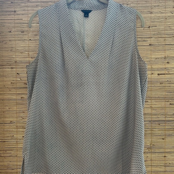 Ann Taylor Small Black and White Women’s Blouse - Picture 2 of 6